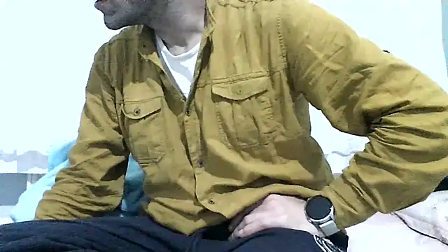 Aktorihann online show from 10/19/25, 12:11