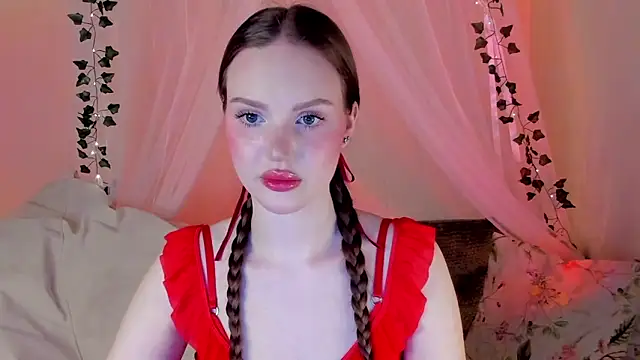 Snapshot of MishkaMe chatting on 02/02/25, 04:11 MishkaMe online show from 02/02/25, 04:11