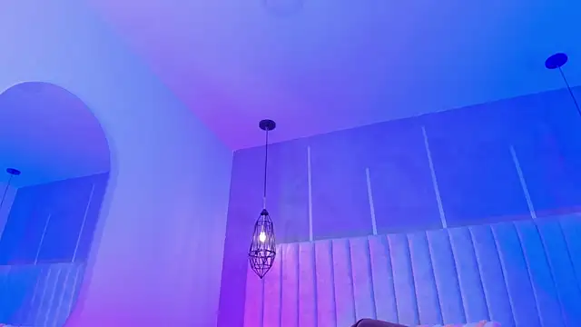 Snapshot of pamelaa_vega chatting on 09/18/25, 12:29 pamelaa vega online show from 09/18/25, 12:29