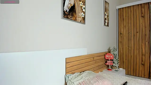  Kitty Rose online show from 01/24/25, 11:02