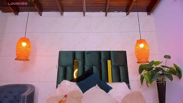 Taiissa  online show from 01/30/25, 11:13