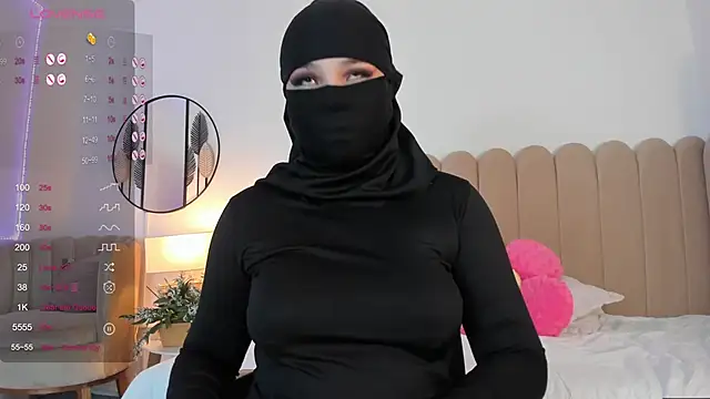 Snapshot of nashi_ra chatting on 03/04/25, 09:54 nashi ra online show from 03/04/25, 09:54