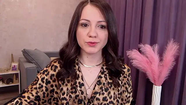 Snapshot of SusanMorado chatting on 11/07/25, 06:02 SusanMorado online show from 11/07/25, 06:02