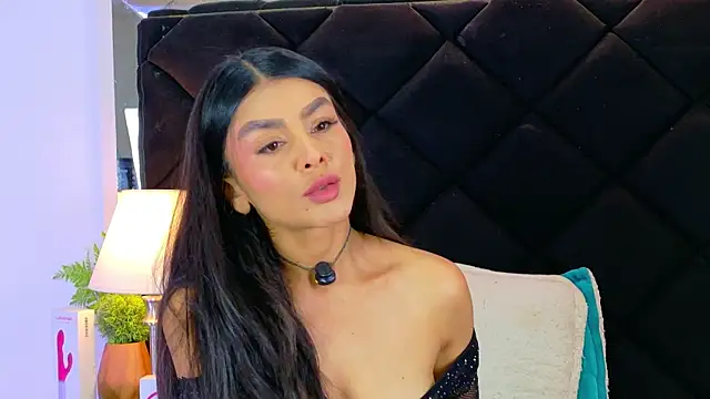 Holly Brensonexx  online show from 10/28/25, 01:03