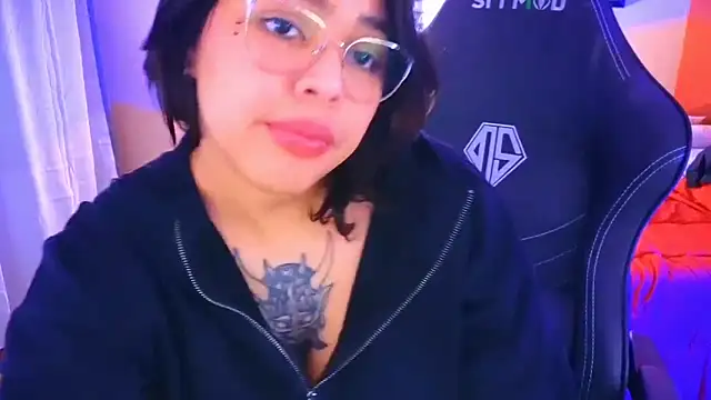 miacanela xo online show from 01/11/25, 07:49