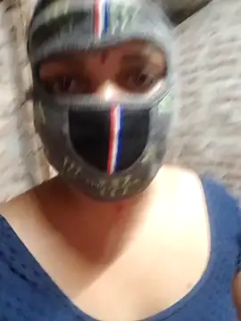 Snapshot of HotSexyBoudi chatting on 12/14/24, 08:45 HotSexyBoudi online show from 12/14/24, 08:45