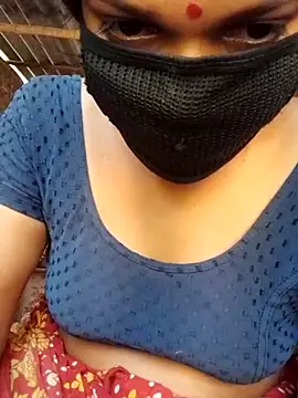 Snapshot of HotSexyBoudi chatting on 03/03/25, 08:49 HotSexyBoudi online show from 03/03/25, 08:49