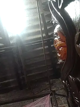 Snapshot of HotSexyBoudi chatting on 10/18/25, 09:21 HotSexyBoudi online show from 10/18/25, 09:21