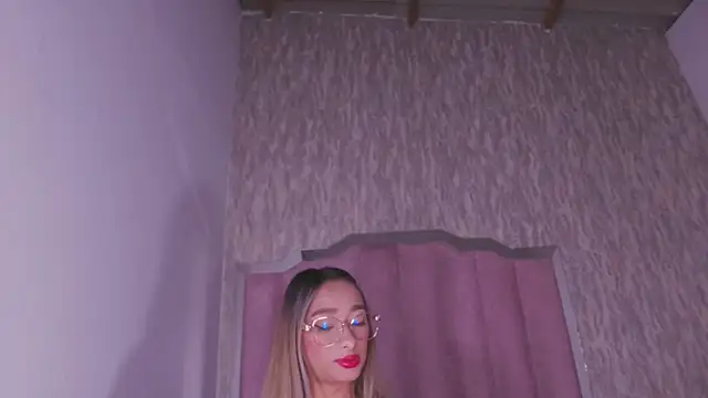 vale ross  online show from 10/15/25, 03:06