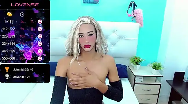 Snapshot of kinverly_sexyx chatting on 12/17/24, 06:09 kinverly sexyx online show from 12/17/24, 06:09