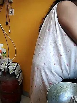 Snapshot of ANUBHABI chatting on 02/14/25, 01:56 ANUBHABI online show from 02/14/25, 01:56
