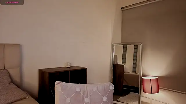 Roxxy mora online show from 09/15/25, 09:37