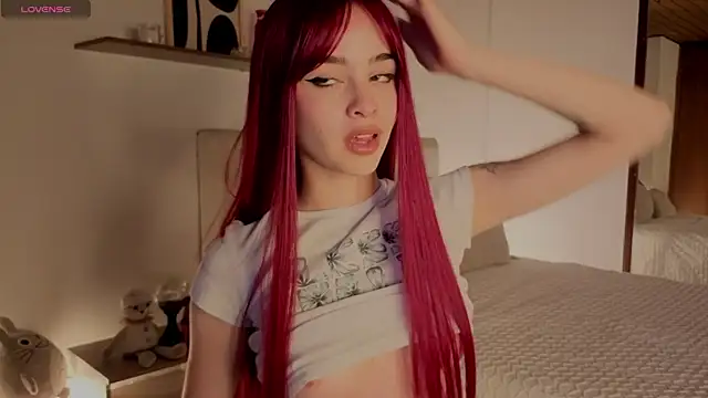 Roxxy mora online show from 10/10/25, 09:36