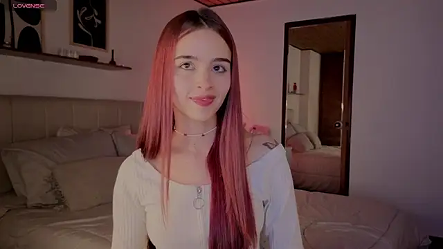 Roxxy mora online show from 11/19/25, 10:10