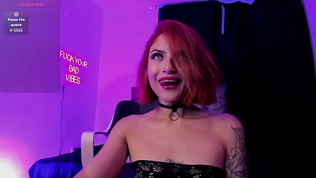 Snapshot of VictoriaRosse_ chatting on 10/08/25, 12:08 VictoriaRosse online show from 10/08/25, 12:08