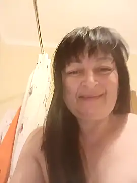 Snapshot of Women-pleasures chatting on 09/25/25, 07:01 Women-pleasures online show from 09/25/25, 07:01
