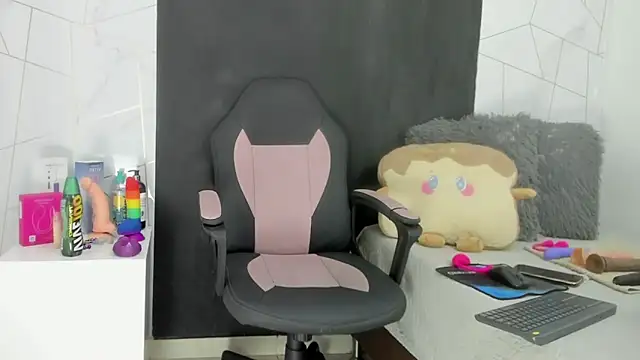 galatea rous online show from 10/09/25, 07:56