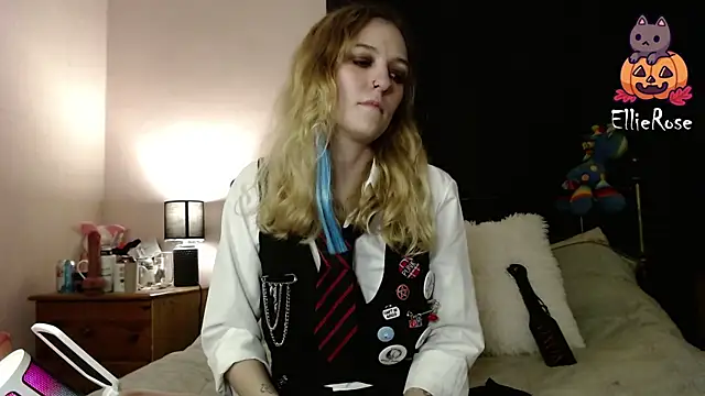 EllieeRose online show from 10/11/25, 11:36
