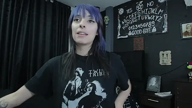 Snapshot of Goddess_Mortem chatting on 12/30/24, 01:26 Goddess Mortem online show from 12/30/24, 01:26