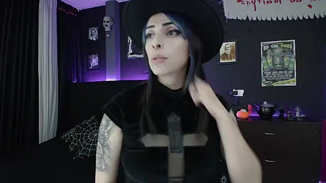 Snapshot of Goddess_Mortem chatting on 01/28/25, 12:05 Goddess Mortem online show from 01/28/25, 12:05