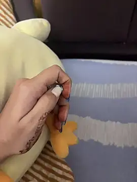 HotIndianCouple  8 online show from 10/23/25, 11:24