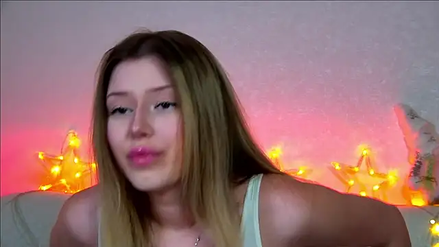 LiliaBianka online show from 12/29/24, 02:10