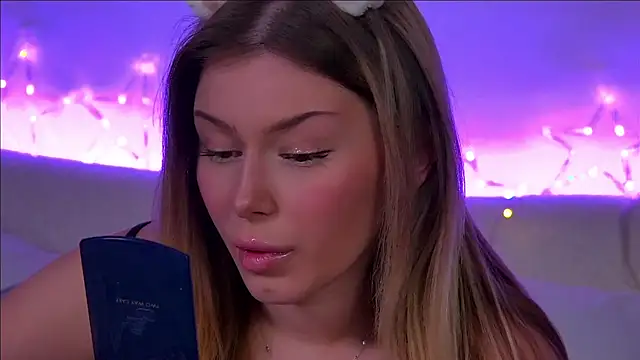 LiliaBianka online show from 01/13/25, 12:45