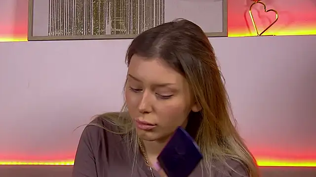 LiliaBianka online show from 01/24/25, 12:41