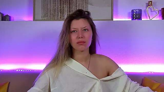 LiliaBianka online show from 02/11/25, 06:30