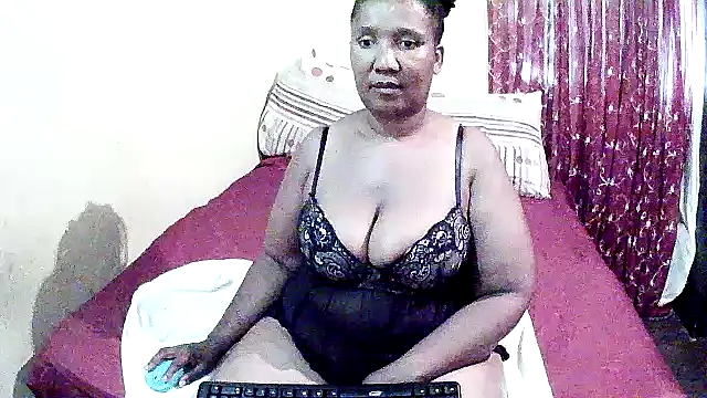 Snapshot of Pinkpussyxx chatting on 01/19/25, 06:31 Pinkpussyxx online show from 01/19/25, 06:31
