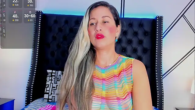 Snapshot of _evelin_diaz chatting on 01/15/25, 11:21 evelin diaz online show from 01/15/25, 11:21