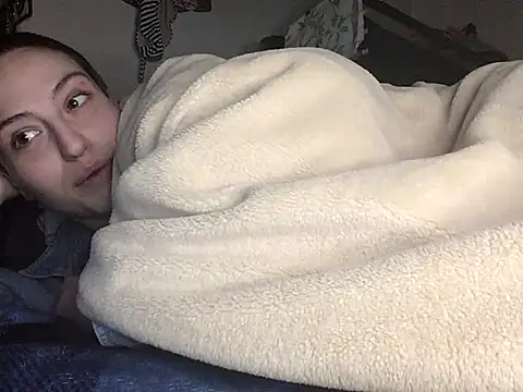 Snapshot of Starving4Cock chatting on 02/14/25, 07:17 Starving4Cock online show from 02/14/25, 07:17