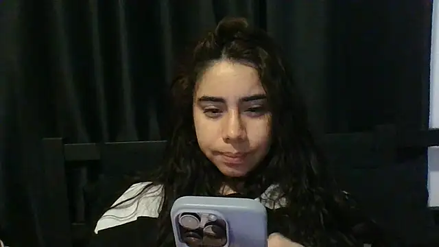 catrinasexy19 online show from 03/17/25, 07:58