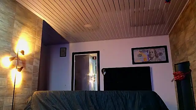 AsmodeoCox online show from 10/31/25, 08:26