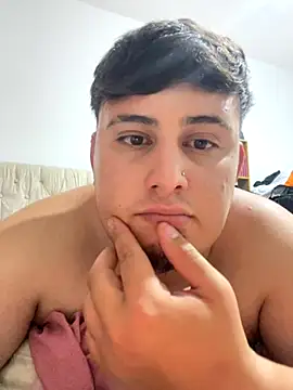 hernan29074 online show from 11/20/25, 04:23