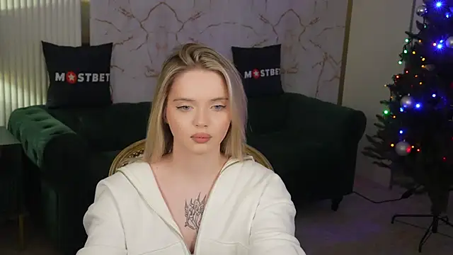 Cassy-Celestial  online show from 12/01/24, 11:14