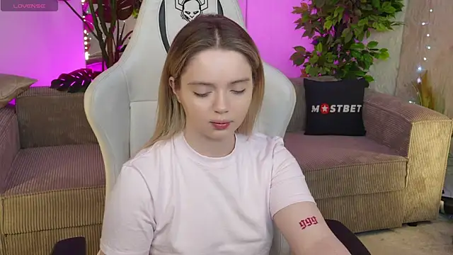 Cassy-Celestial  online show from 01/13/25, 12:30