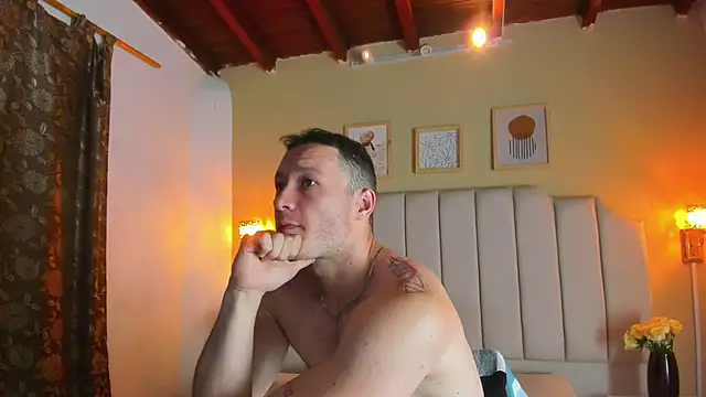 juan prior online show from 11/11/25, 01:22