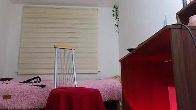 Snapshot of Martha_Hoffman chatting on 02/28/25, 10:06 Martha Hoffman online show from 02/28/25, 10:06