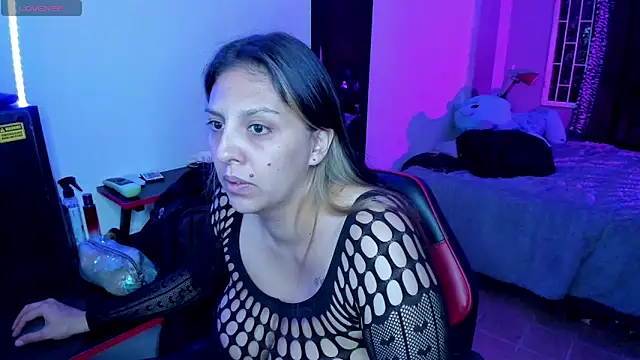 MIABOOBS   online show from 10/10/25, 04:11