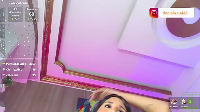 Snapshot of milan_delrey chatting on 12/14/24, 10:07 milan delrey online show from 12/14/24, 10:07