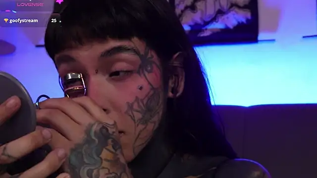 SylveonFox online show from 10/13/25, 03:39