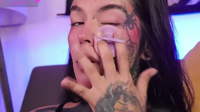 SylveonFox online show from 10/22/25, 10:37