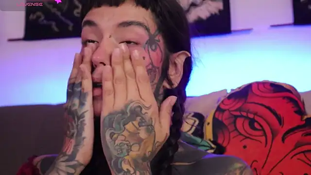 SylveonFox online show from 11/12/25, 06:41