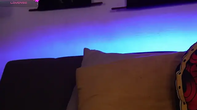 SylveonFox online show from 11/22/25, 09:47