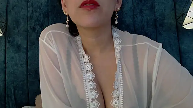 Snapshot of selem_hadid chatting on 02/01/25, 07:44 selem hadid online show from 02/01/25, 07:44