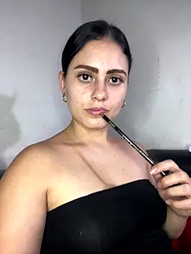 Azuna25 online show from 10/21/25, 08:31