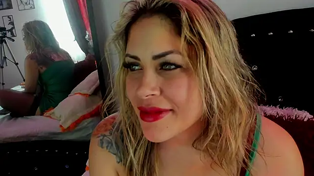 Snapshot of Natalia_Montoya chatting on 02/11/25, 04:56 Natalia Montoya online show from 02/11/25, 04:56