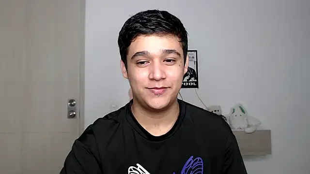 kaiine190 online show from 10/26/25, 01:39