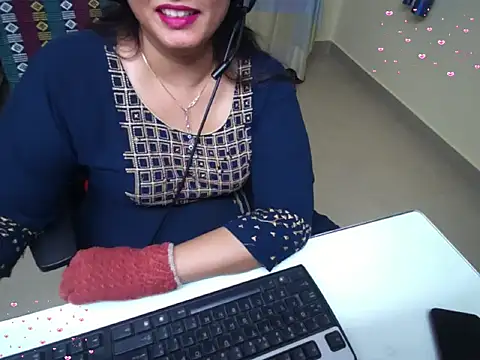 Arushisingh8888 online show from 10/04/25, 12:14